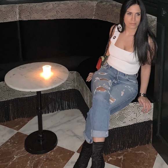 Meet your Posher, Dani - Picture 4 of 6